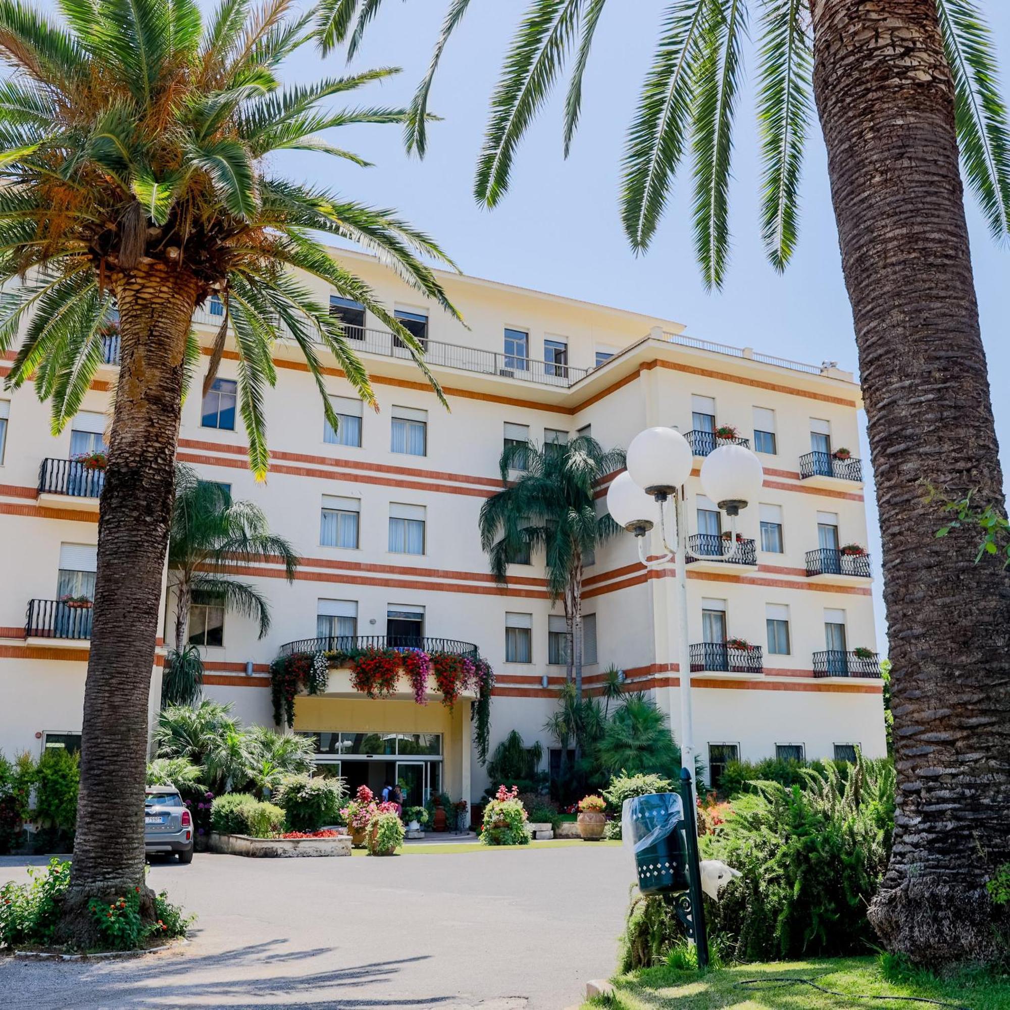 Grand Fagiano Palace Hotel 3*